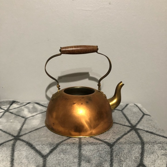 Copper Kettle with Wooden Handle S - Picture 3 of 6